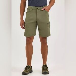 Wrangler Men's All Terrain Cargo Shorts, Relaxed Fit in Dusty Olive - NWT